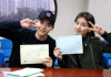 El casting completo de “While You Were Sleeping” revela fotos de la primera lectura del guión del drama.